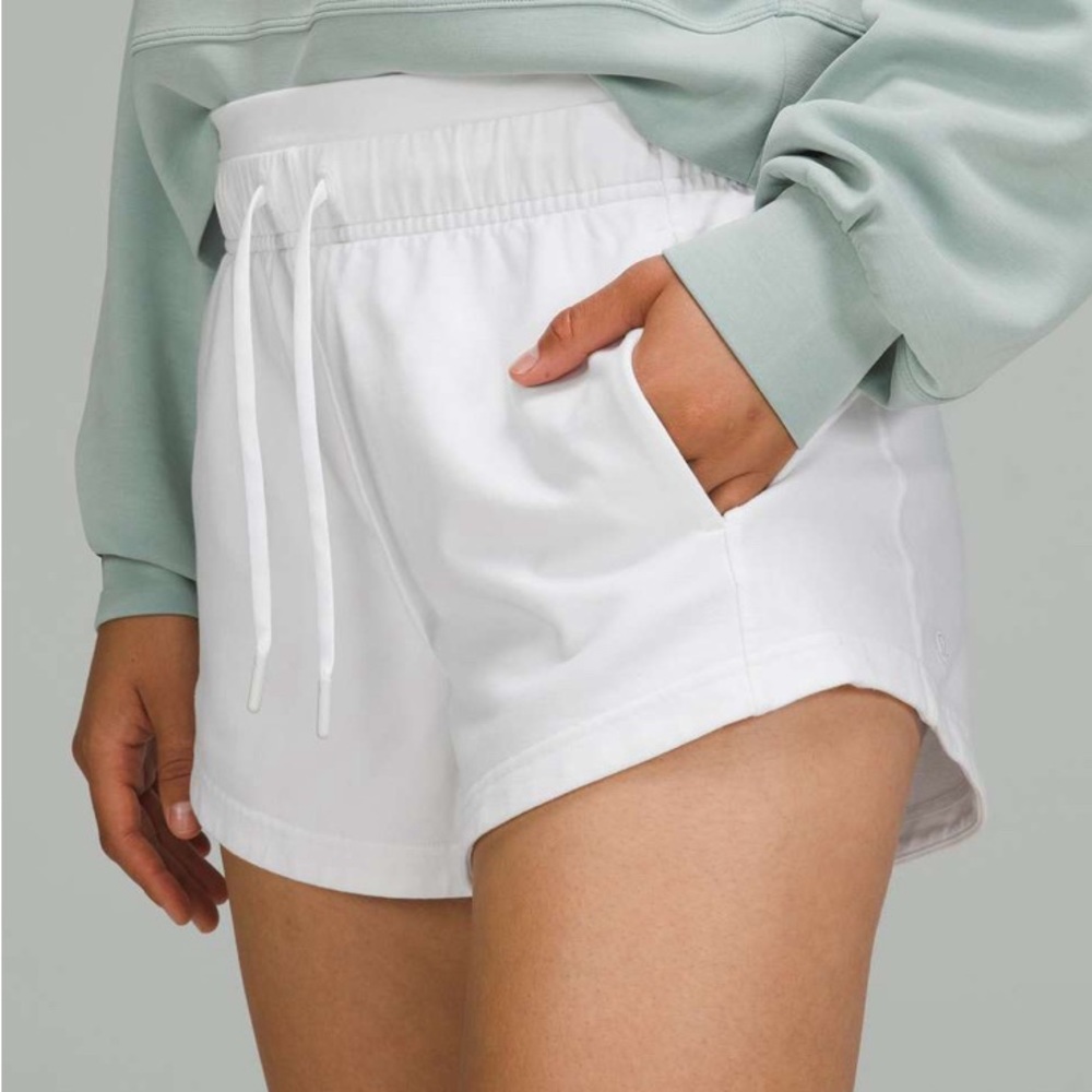 lululemon Inner Glow Short | 3” | White